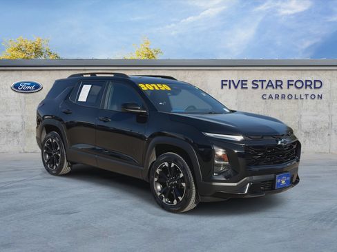 Used 2025 Chevrolet Equinox RS FWD image 2
