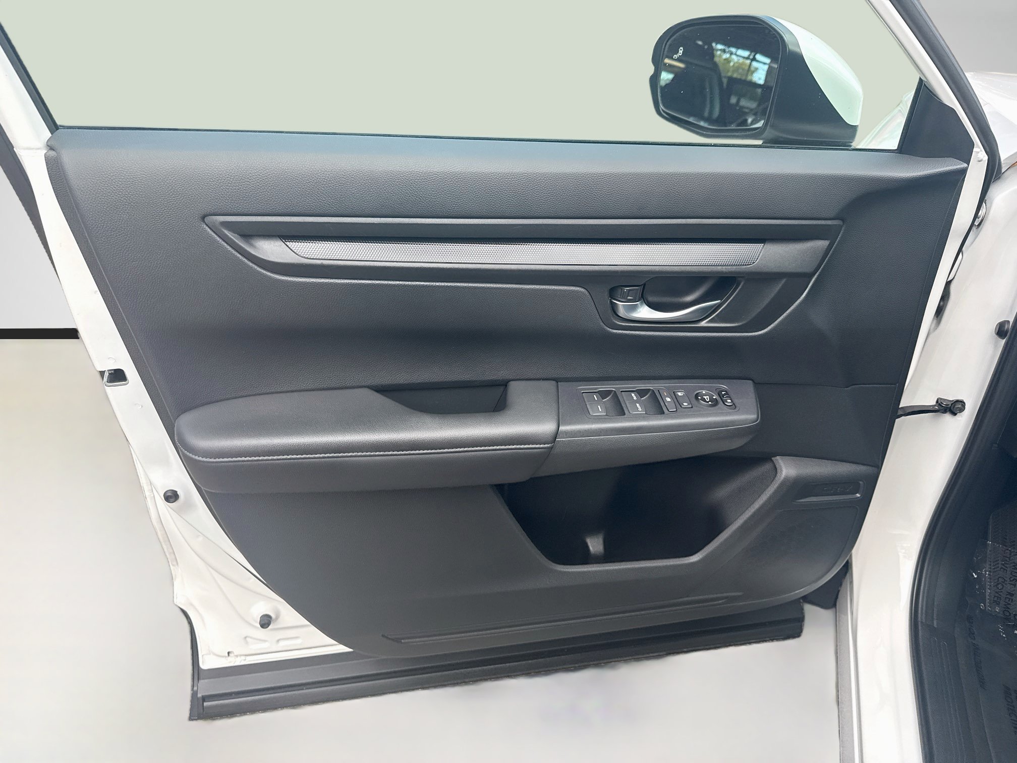 Used 2024 Honda CR-V EX image 17