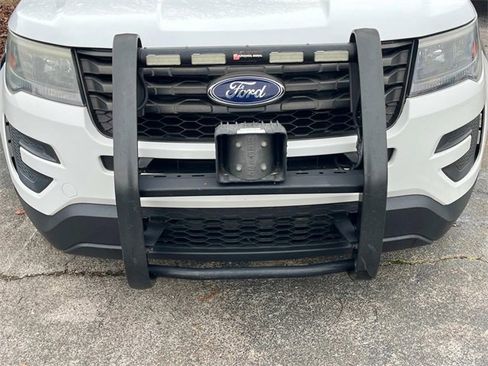 Used 2016 Ford Explorer 4WD Police Interceptor image 9