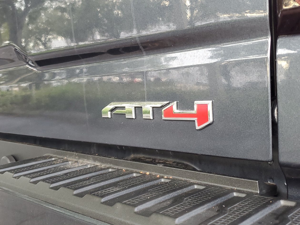 Used 2021 GMC Sierra 1500 AT4 AWD/4WD image 8