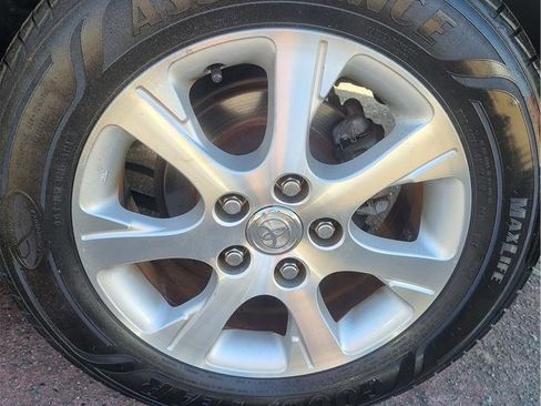 Used 2006 Toyota Camry XLE FWD image 18