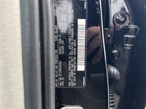 Used 2022 Volvo S60 B5 Momentum w/ Premium Package image 26