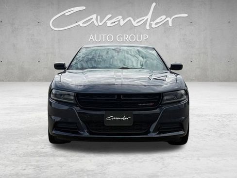 Used 2017 Dodge Charger SE w/ Blacktop Package RWD image 18