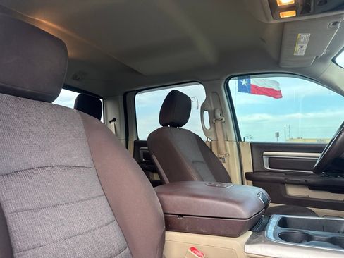 Used 2017 RAM 1500 Lone Star RWD image 28