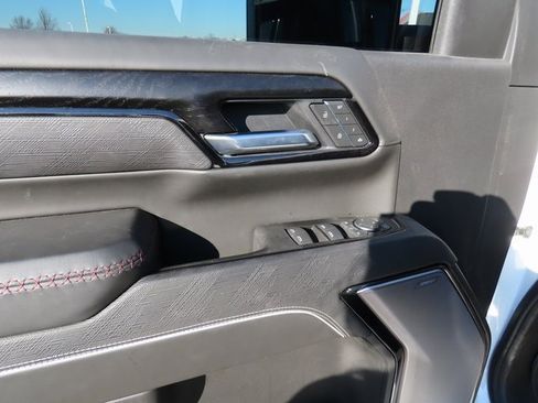 Used 2026 GMC Sierra 2500 AT4X image 25
