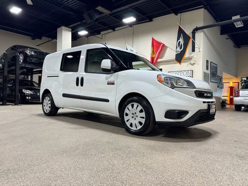 Used 2019 RAM ProMaster City Tradesman SLT image 2