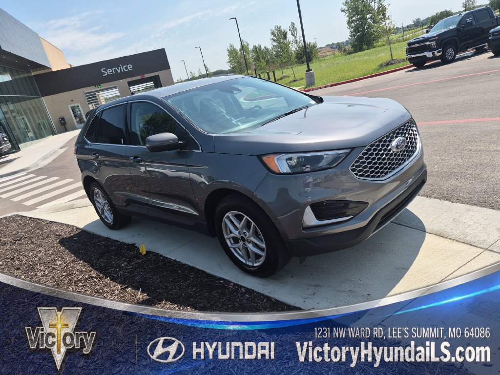 Used 2024 Ford Edge SEL AWD/4WD image 7