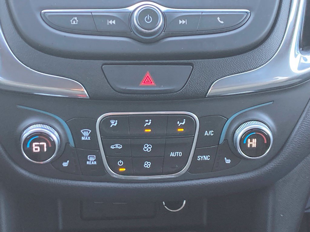Used 2020 Chevrolet Equinox LT AWD/4WD image 12