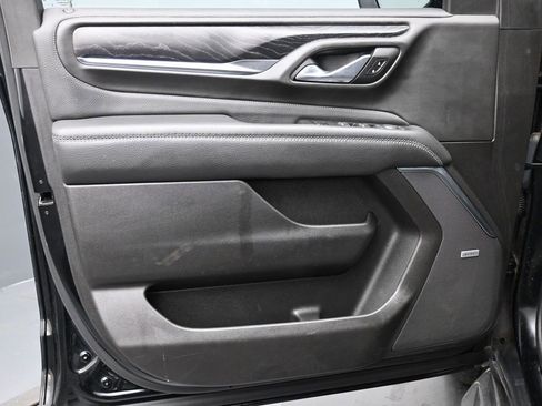 Used 2021 GMC Yukon Denali image 9