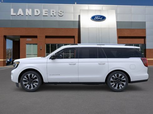 New 2026 Ford Expedition Max Platinum image 3