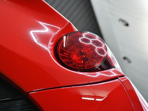 Used 2014 Ferrari California RWD image 13