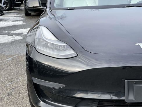 Used 2021 Tesla Model 3 Standard Range Plus image 7