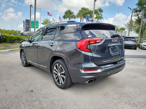 Used 2019 GMC Terrain Denali w/ Advanced Safety Package FWD image 7