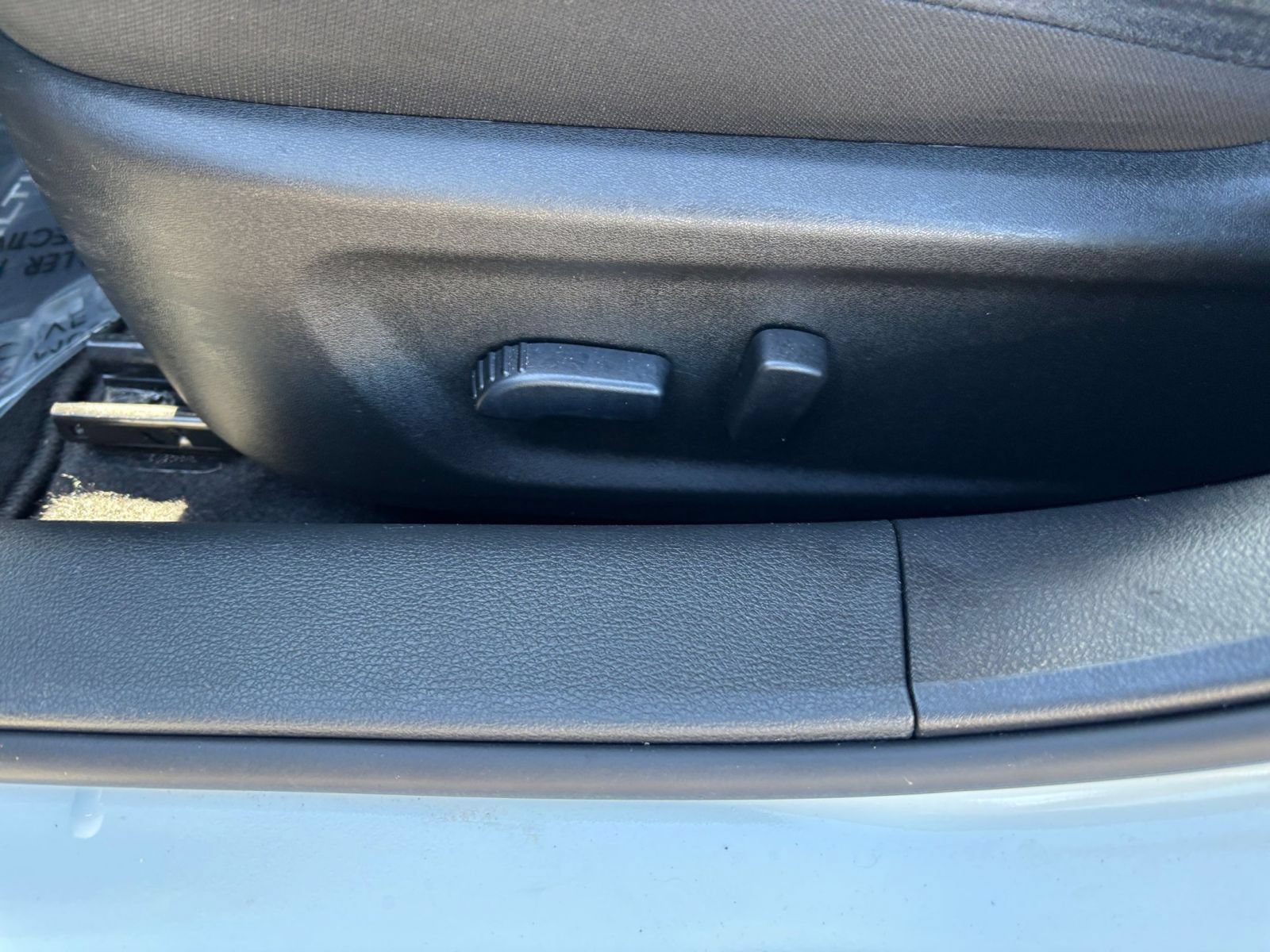 Used 2025 Nissan Altima 2.5 SV FWD image 22