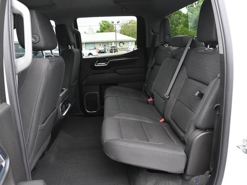 Used 2024 GMC Sierra 1500 Elevation w/ LPO, Elevation Black Package AWD/4WD image 16