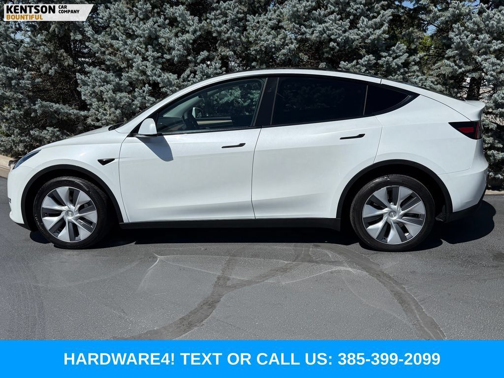 Used 2023 Tesla Model Y Long Range AWD/4WD image 4
