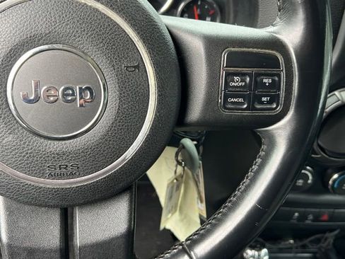 Used 2011 Jeep Wrangler Unlimited Sport image 19