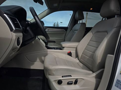Used 2019 Volkswagen Atlas SEL Premium image 28