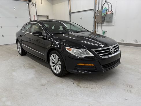 Used 2011 Volkswagen CC Sport FWD image 5