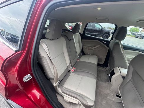 Used 2016 Ford Escape SE w/ Equipment Group 201A AWD/4WD image 14