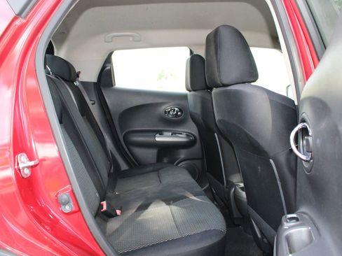 Used 2016 Nissan Juke S FWD image 19