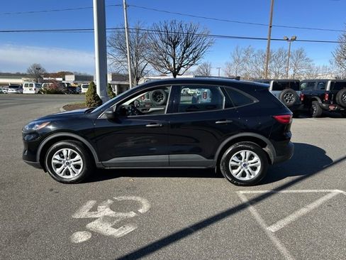 Used 2022 Ford Escape S image 4