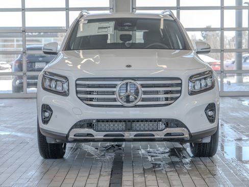 New 2026 Mercedes-Benz GLB 250 4MATIC image 11