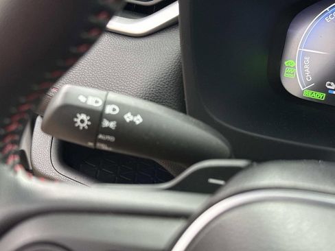 Used 2025 Toyota RAV4 XSE w/ Premium Package image 42