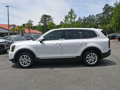 Used 2020 Kia Telluride LX FWD image 2