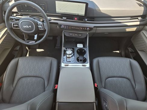 New 2026 Kia Carnival SX FWD image 19