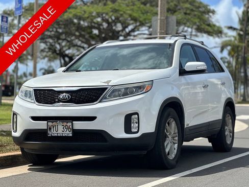 Used 2015 Kia Sorento LX image 1