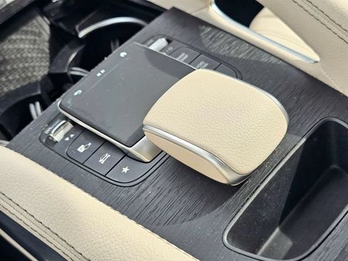 Certified 2024 Mercedes-Benz GLE 350 4MATIC image 38