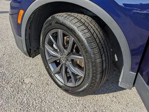Certified 2023 Volkswagen Tiguan SE image 34