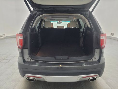 Used 2017 Ford Explorer Platinum AWD/4WD image 29