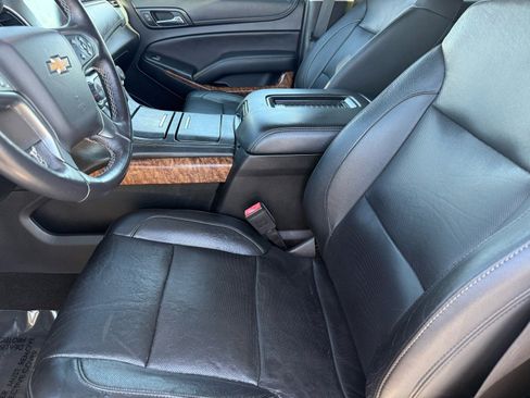 Used 2018 Chevrolet Suburban Premier image 14