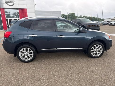 Used 2013 Nissan Rogue SL AWD/4WD image 8