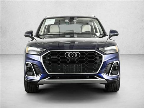 Certified 2025 Audi Q5 2.0T Premium Plus w/ Premium Plus Package image 2