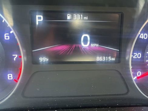 Used 2022 Kia Forte GT-Line w/ GT-Line Premium Package FWD image 2