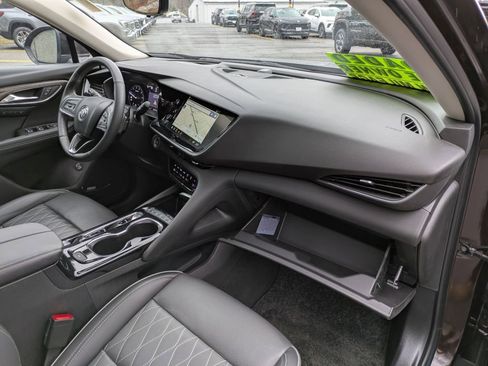 Certified 2023 Buick Envision Avenir image 25