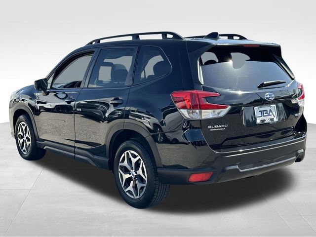 Used 2023 Subaru Forester Premium AWD/4WD image 25