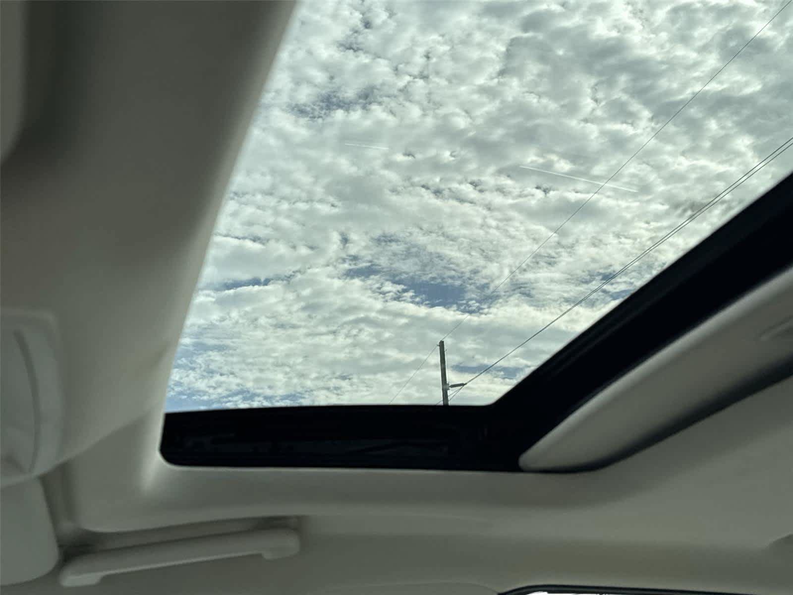 Used 2018 Ford Focus Titanium FWD image 14