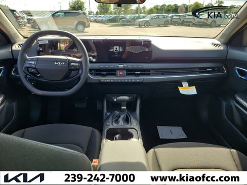 New 2026 Kia K4 FWD image 14