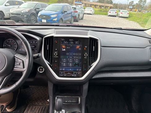 Used 2023 Subaru Ascent Premium w/ Convenience Package image 22