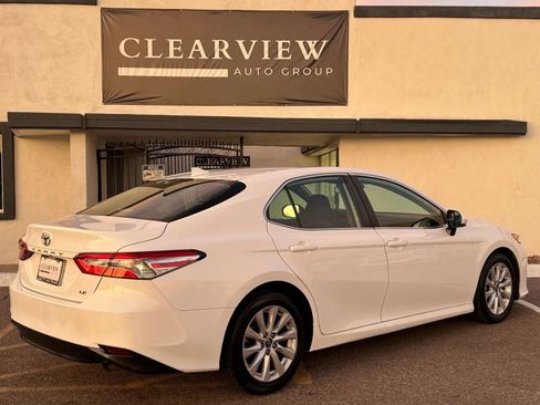 Used 2019 Toyota Camry LE FWD image 10
