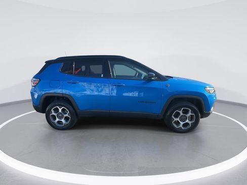 Used 2022 Jeep Compass Trailhawk w/ Trailhawk Convenience Group image 9