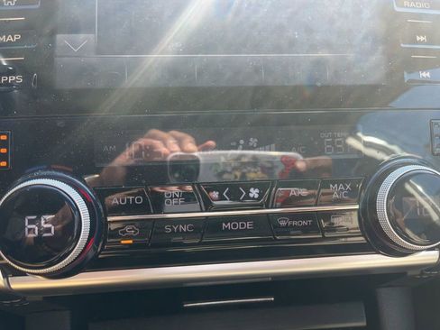 Used 2018 Subaru Outback 2.5i Limited image 17