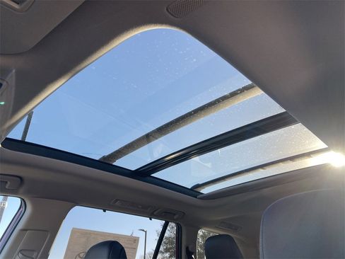 New 2026 Toyota Grand Highlander Limited image 7