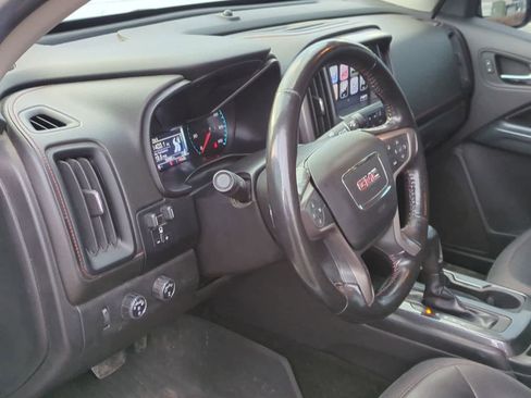 Used 2017 GMC Canyon SLE w/ All Terrain Package image 10