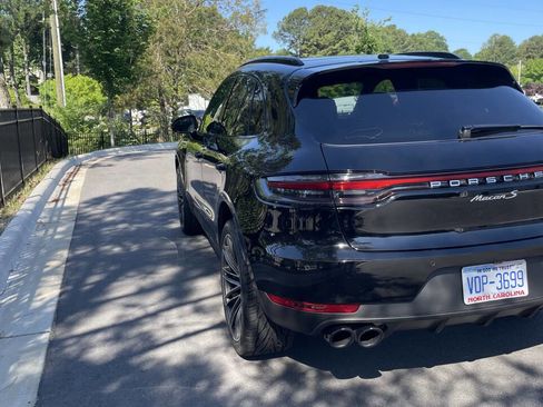 Used 2019 Porsche Macan S AWD/4WD image 3