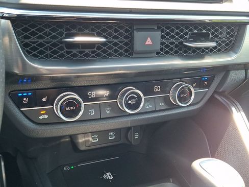 Certified 2025 Acura ADX A-Spec AWD/4WD image 16